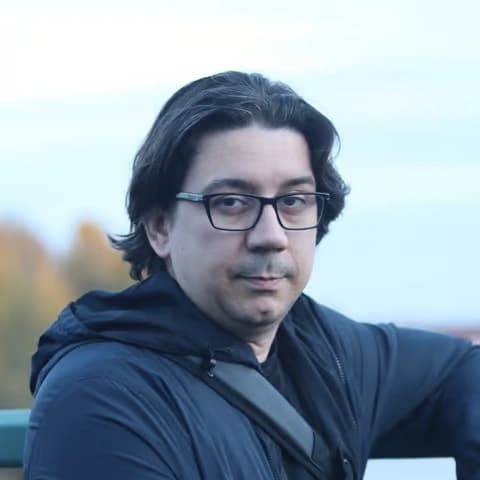 Dr. Andreas Fruth - Founder of Founders Kit